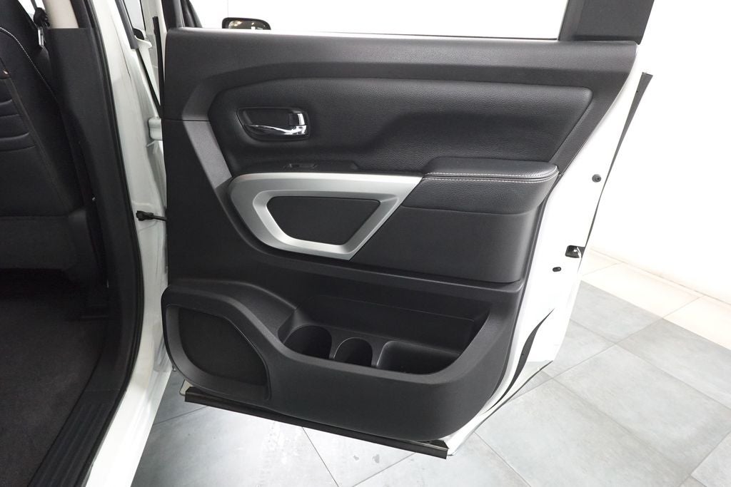 2017 Nissan Titan PRO-4X