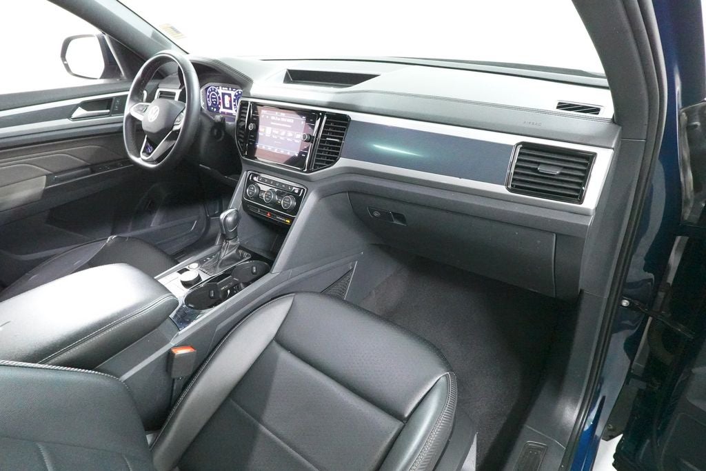 2022 Volkswagen Atlas Cross Sport 2.0T SEL