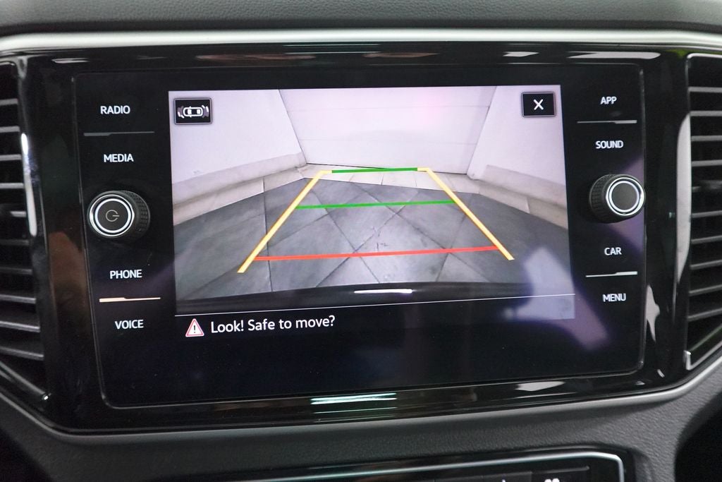 2022 Volkswagen Atlas Cross Sport 2.0T SE w/Technology