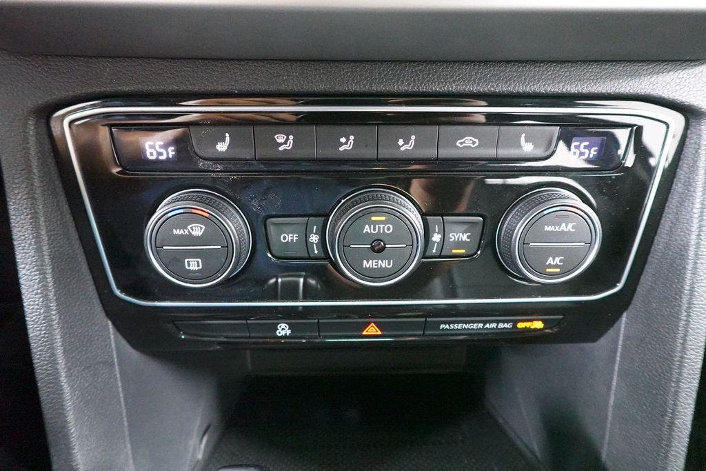 2022 Volkswagen Atlas Cross Sport 2.0T SE w/Technology