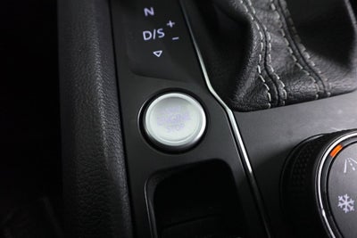 2022 Volkswagen Atlas Cross Sport 2.0T SE w/Technology