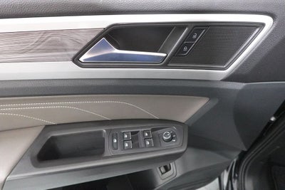 2022 Volkswagen Atlas Cross Sport 2.0T SE w/Technology