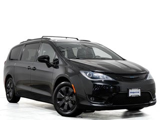 2020 Chrysler Pacifica Hybrid Touring L