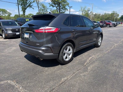 2020 Ford Edge SE