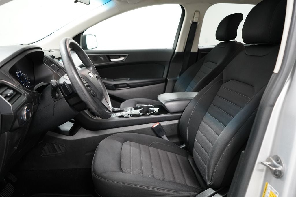 2016 Ford Edge SE