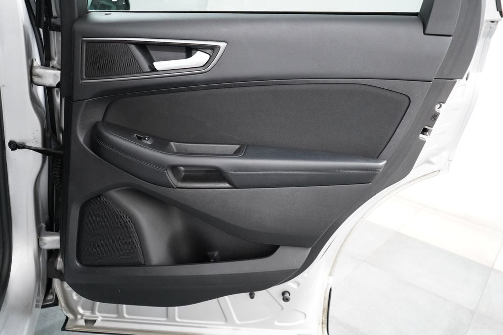 2016 Ford Edge SE