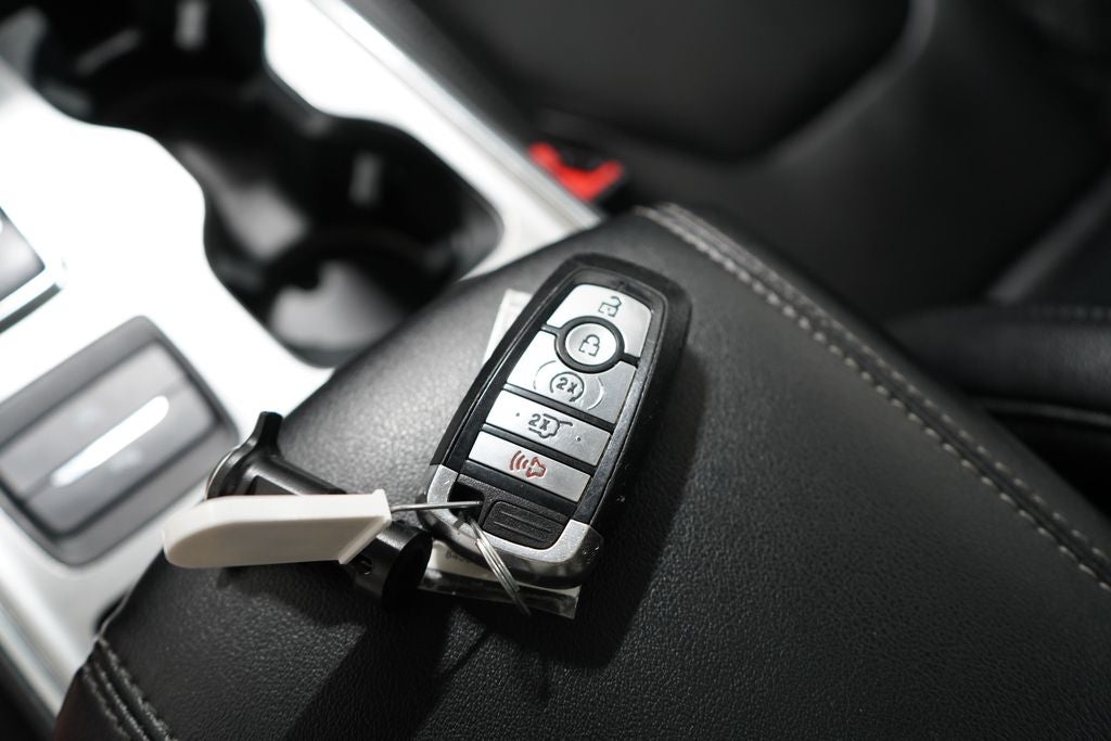 2024 Ford Edge Titanium