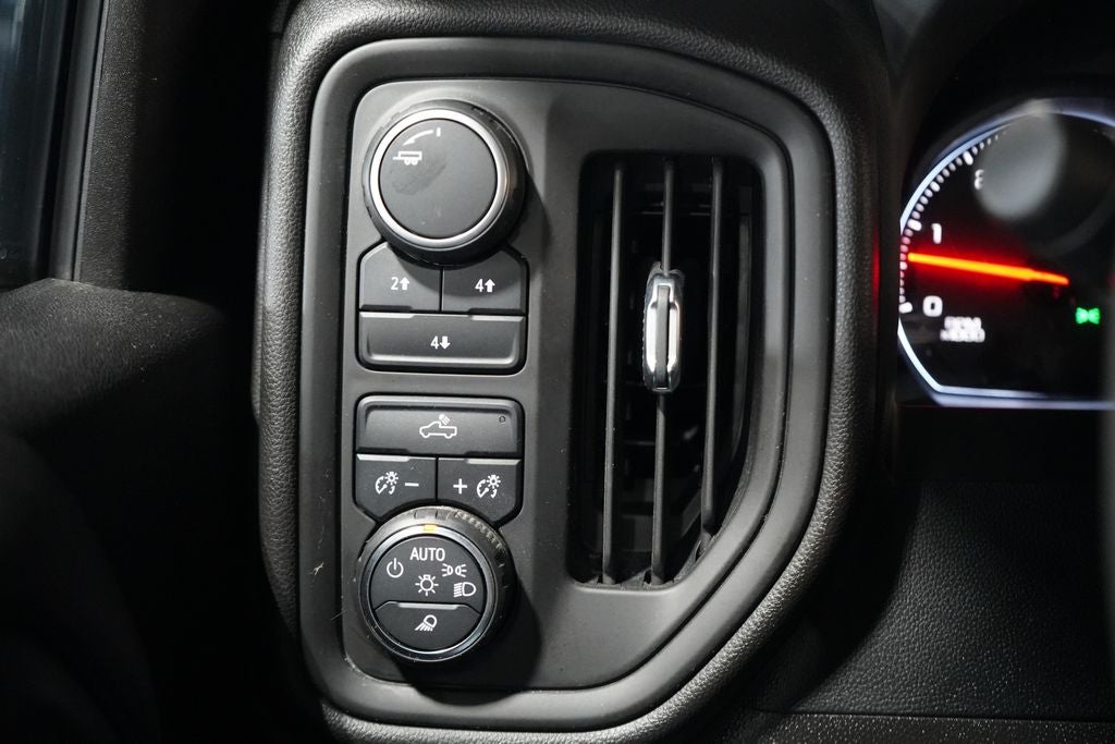 2022 Chevrolet Silverado 2500HD Custom