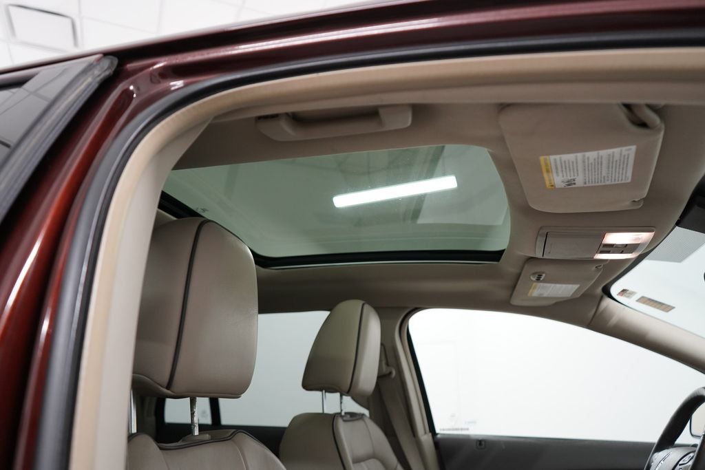 2012 Lincoln MKX Base