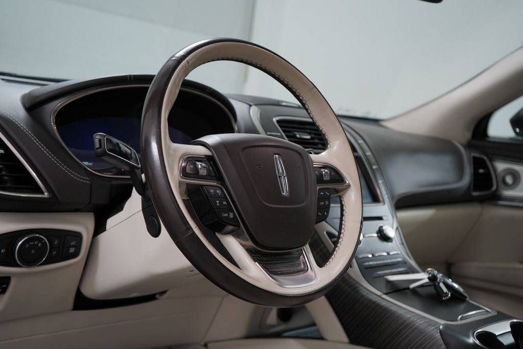 2019 Lincoln Nautilus Black Label