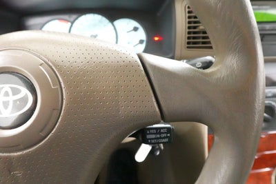 2004 Toyota Corolla LE