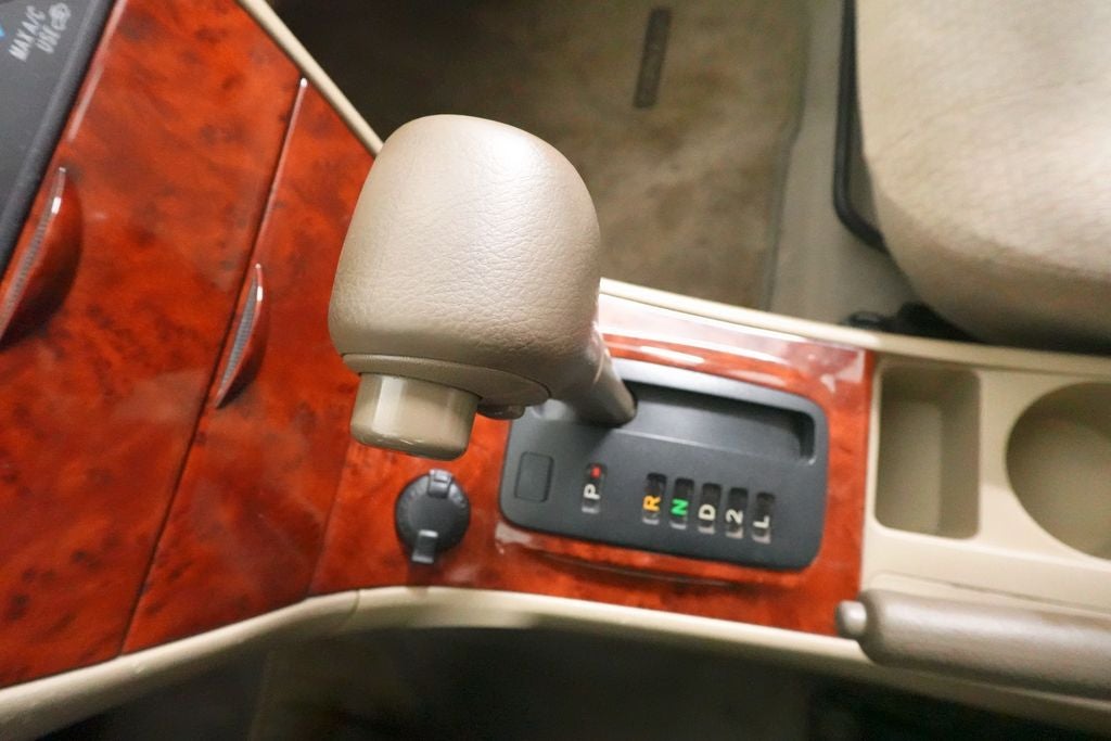 2004 Toyota Corolla LE