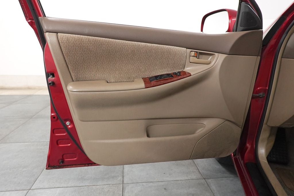 2004 Toyota Corolla LE