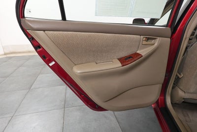 2004 Toyota Corolla LE