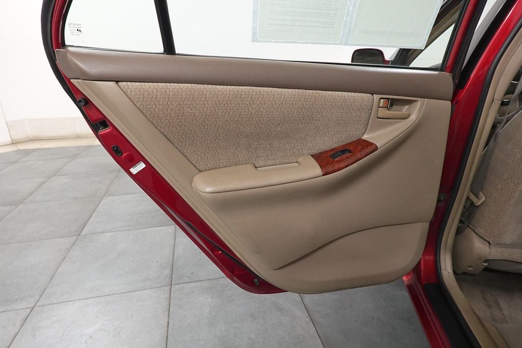 2004 Toyota Corolla LE