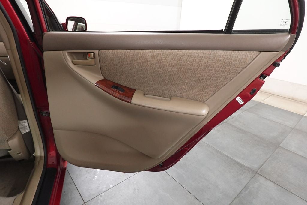 2004 Toyota Corolla LE