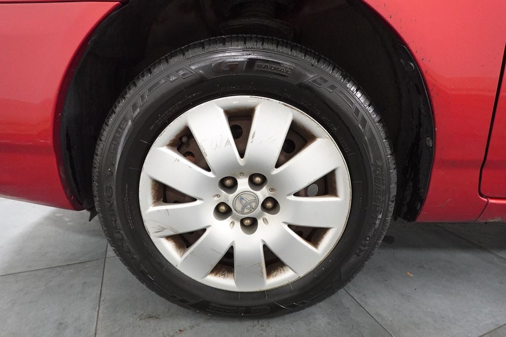 2004 Toyota Corolla LE