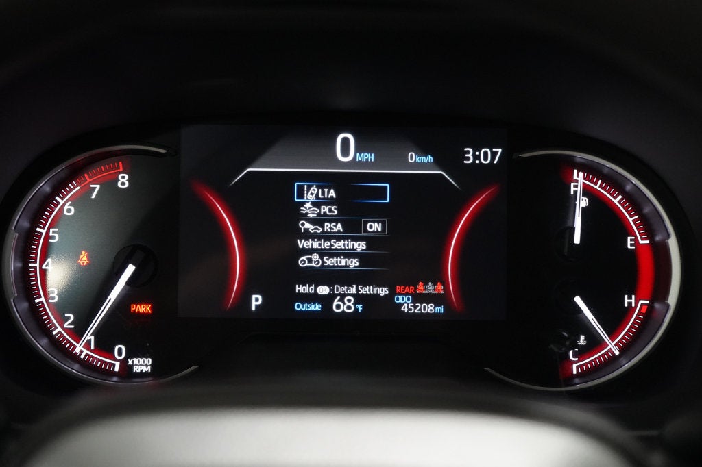 2025 Toyota RAV4 LE