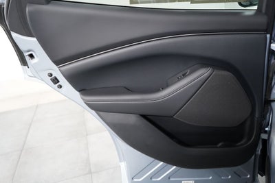 2022 Ford Mustang Mach-E Select