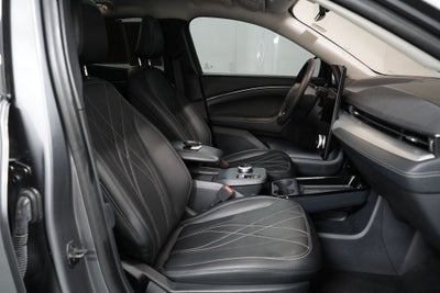 2023 Ford Mustang Mach-E California Route 1