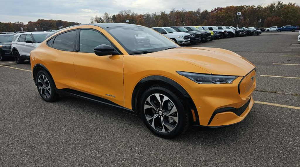 2022 Ford Mustang Mach-E Premium