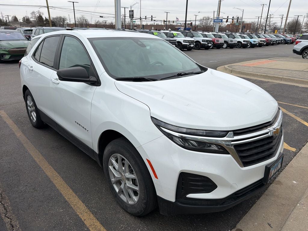 2022 Chevrolet Equinox LS