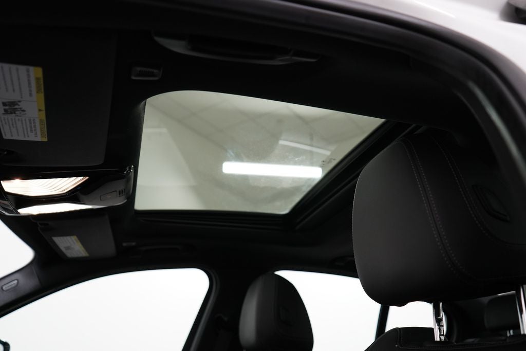 2024 BMW 3 Series 330i xDrive