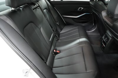 2024 BMW 3 Series 330i xDrive