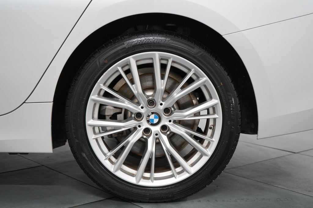 2024 BMW 3 Series 330i xDrive