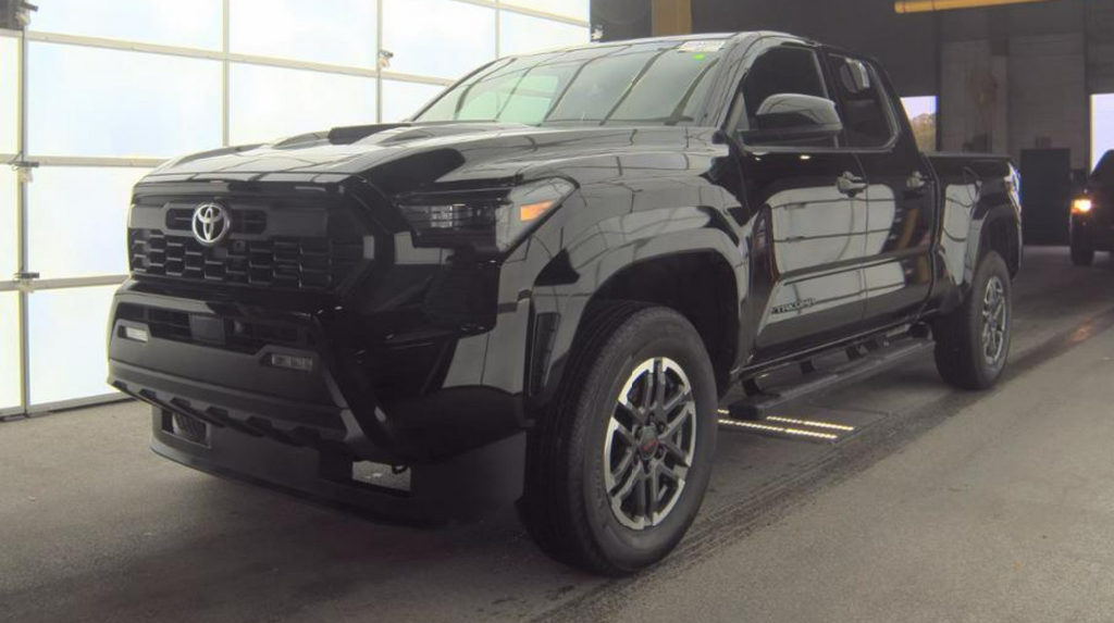 2025 Toyota Tacoma TRD Sport