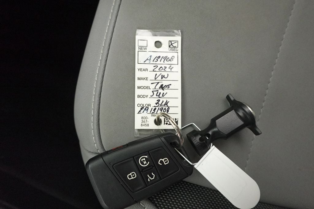 2024 Volkswagen Taos 1.5T SE