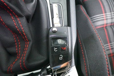 2016 Volkswagen Golf GTI S