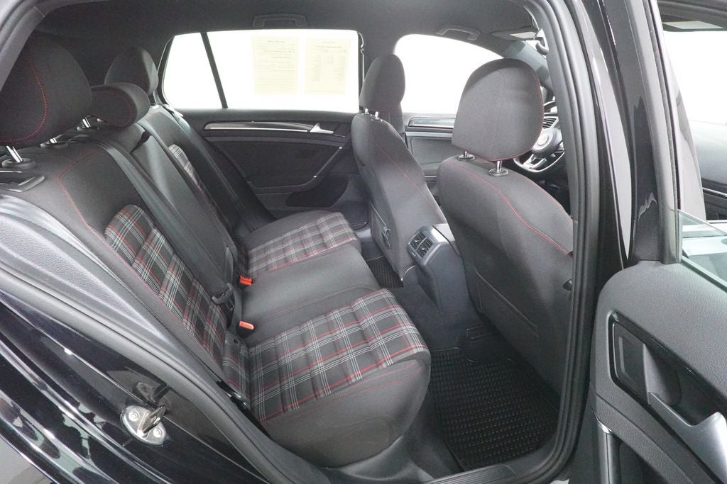 2016 Volkswagen Golf GTI S
