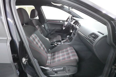 2016 Volkswagen Golf GTI S
