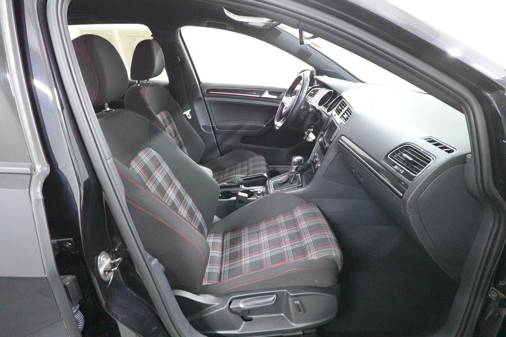 2016 Volkswagen Golf GTI S