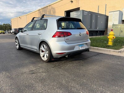 2017 Volkswagen Golf GTI Base