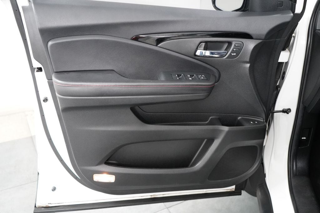2022 Honda Pilot Black Edition