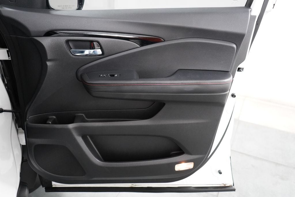 2022 Honda Pilot Black Edition