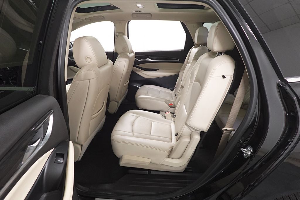 2022 Buick Enclave Essence