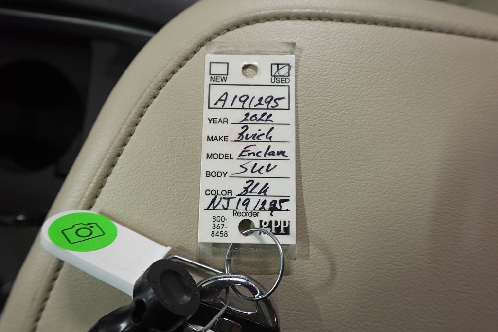 2022 Buick Enclave Essence