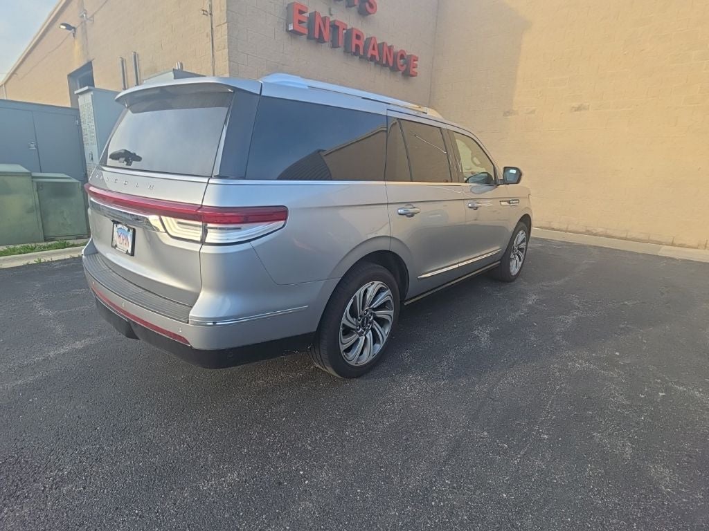 2023 Lincoln Navigator Reserve