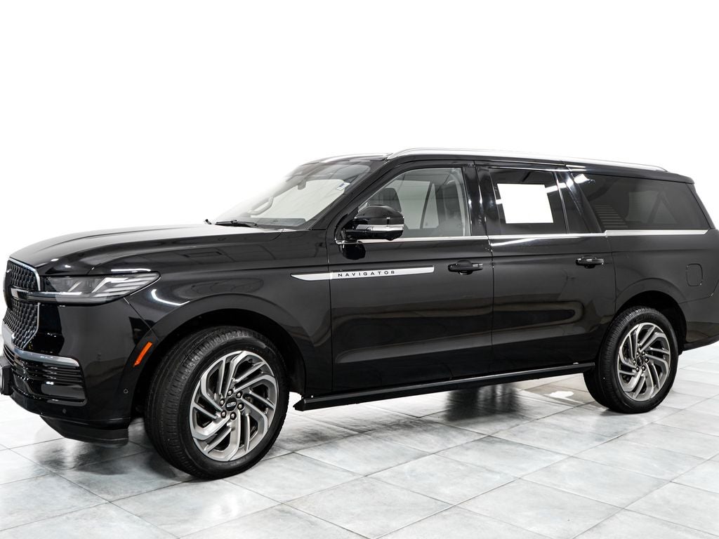 2025 Lincoln Navigator L Reserve