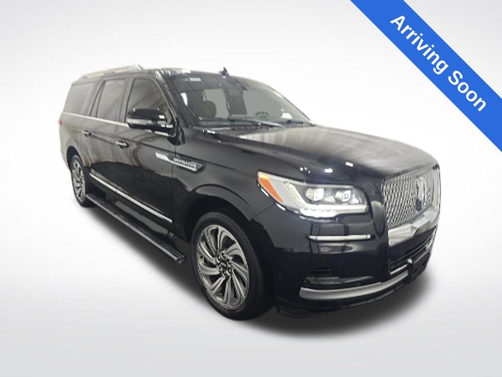 2023 Lincoln Navigator L Reserve