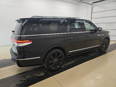 2023 Lincoln Navigator L Reserve