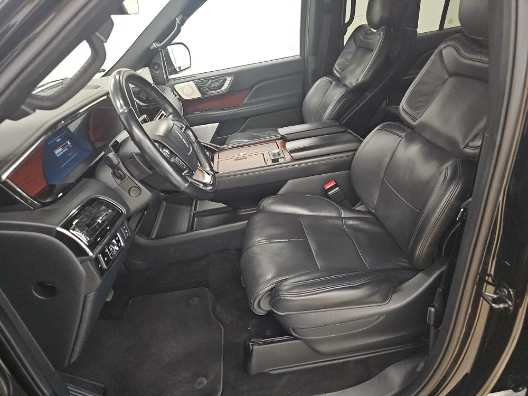 2023 Lincoln Navigator L Reserve