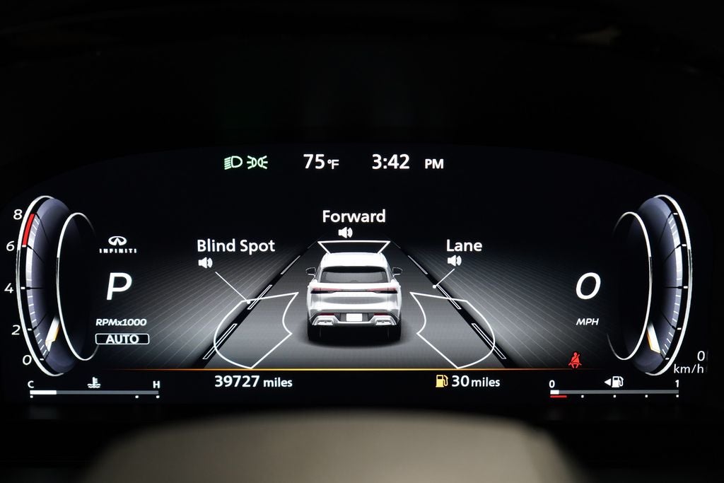 2025 INFINITI QX60 LUXE