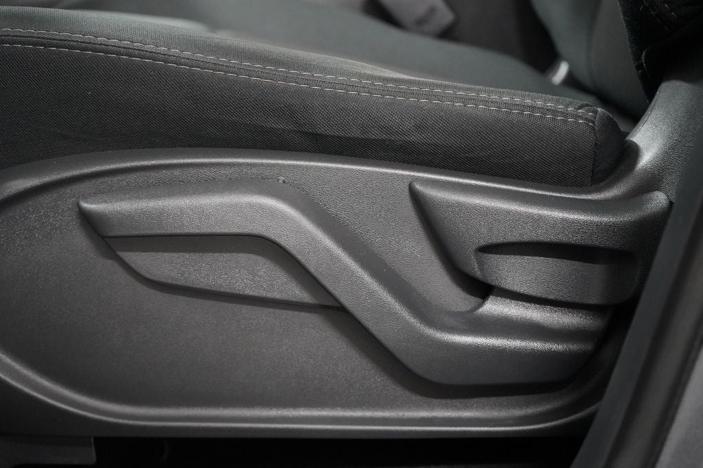 2020 Nissan Pathfinder S