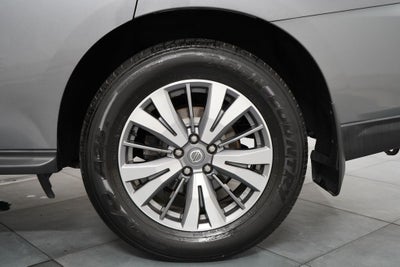 2020 Nissan Pathfinder S