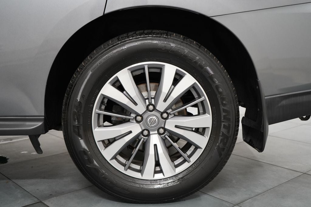 2020 Nissan Pathfinder S