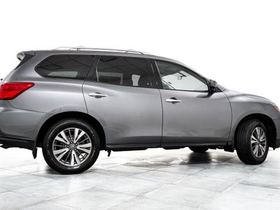 2020 Nissan Pathfinder S